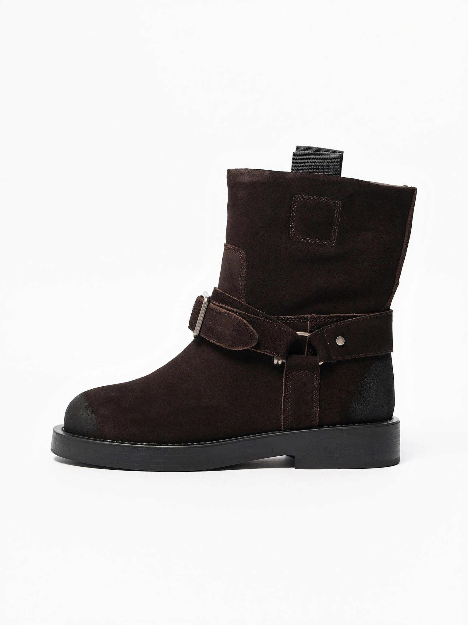 Ботинки темно-коричневого цвета на среднем каблуке